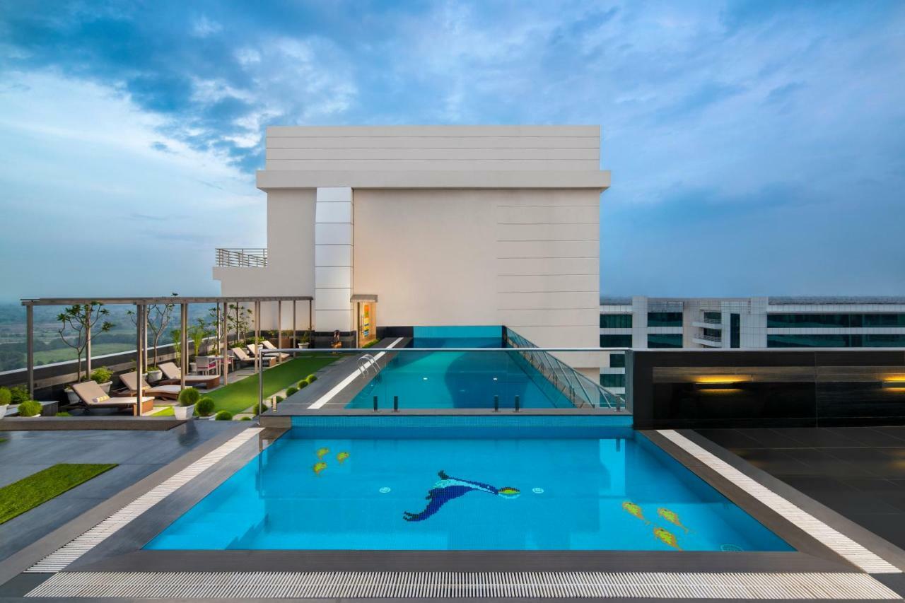 Hotel Sandal By Lemon Tree 5*